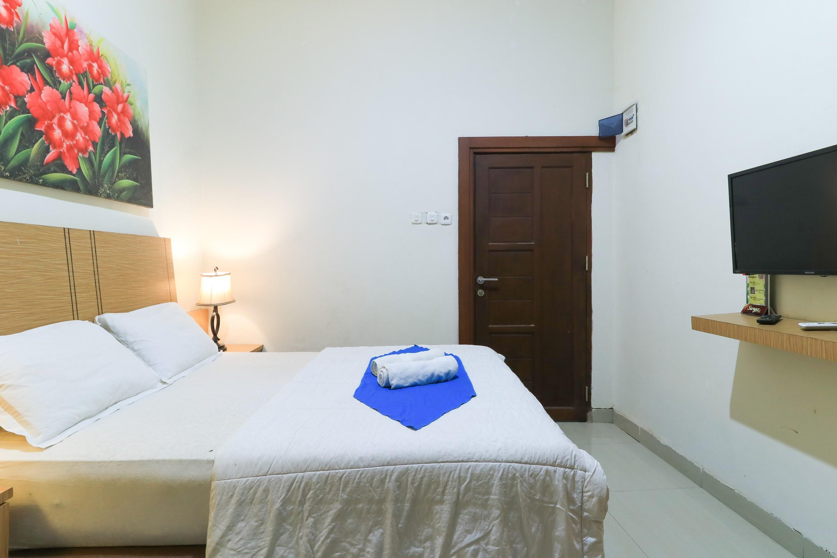 Labuana Homestay & Cafe Garden Makassar Exteriör bild